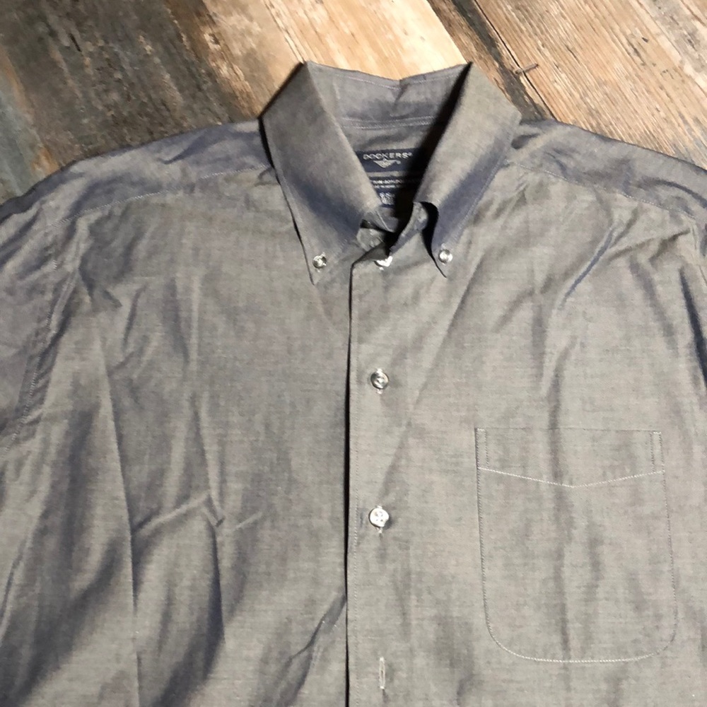NWOT Dockers button down dress shirt